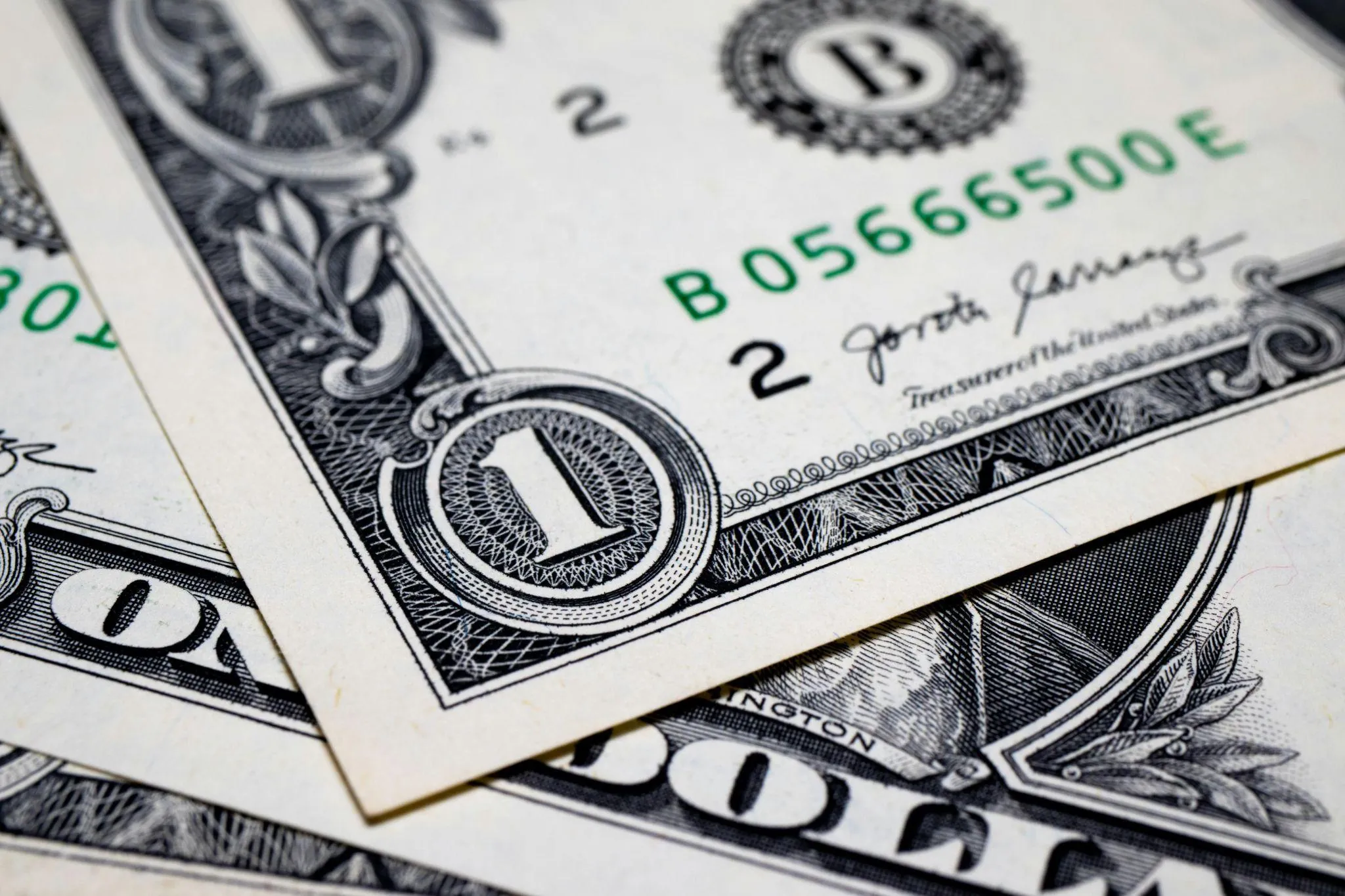 Capital financier à répartir entre placements distribuants et capitalisants pour se créer une rente